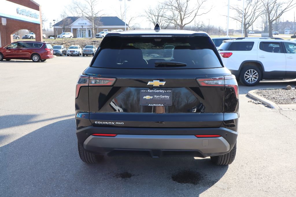 Used 2025 Chevrolet Equinox LT w/ Safety and Technology Package image 30