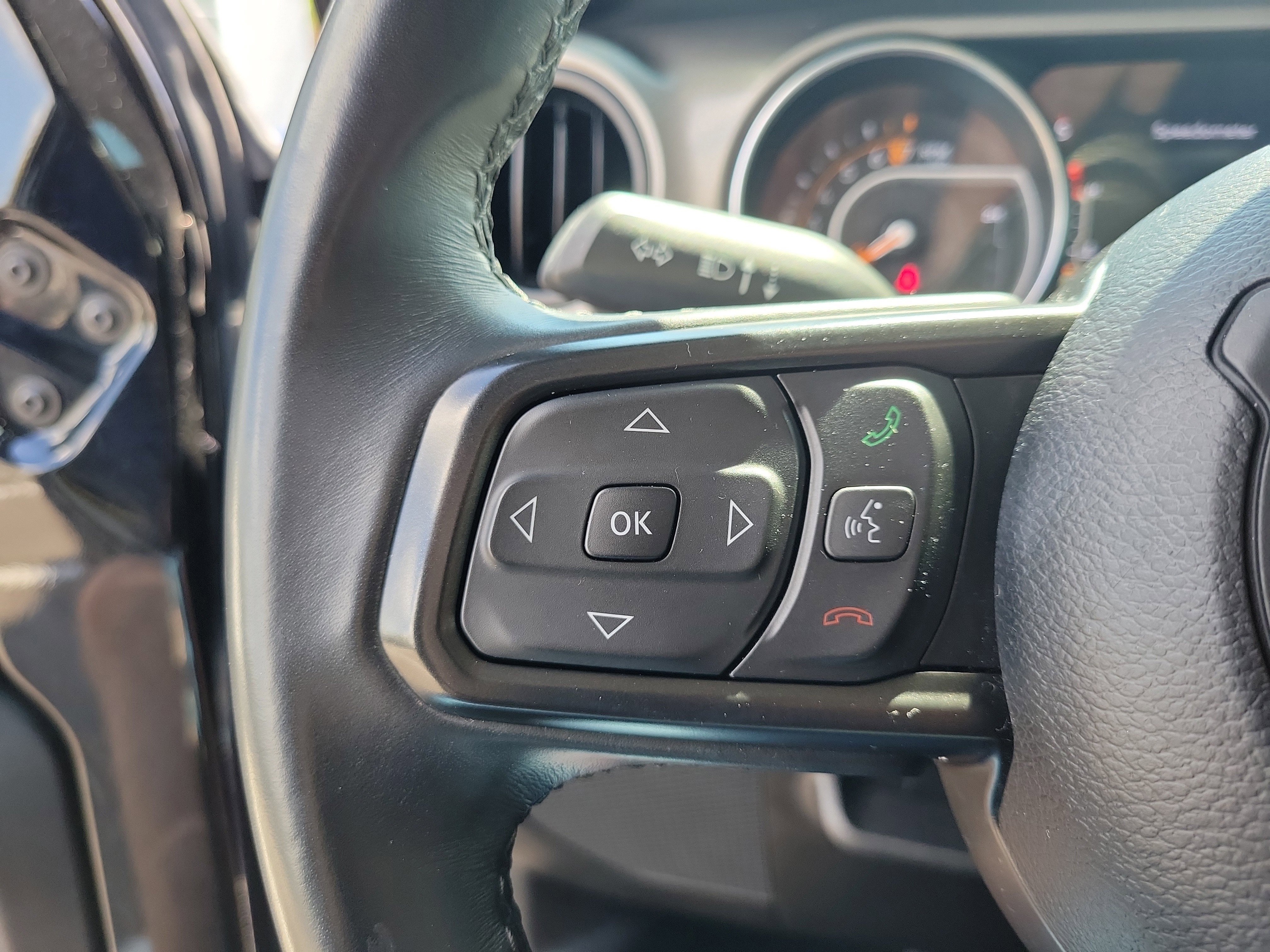 Used 2022 Jeep Gladiator Sport image 19