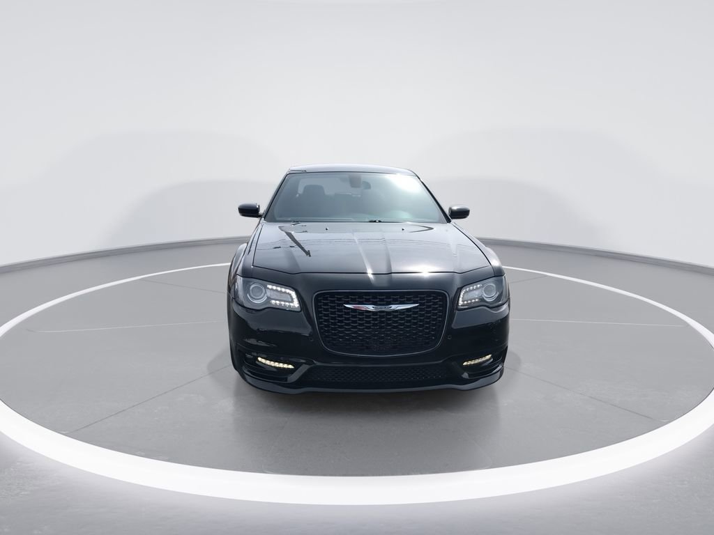 Used 2019 Chrysler 300 S w/ 300S Premium Group 2 image 3