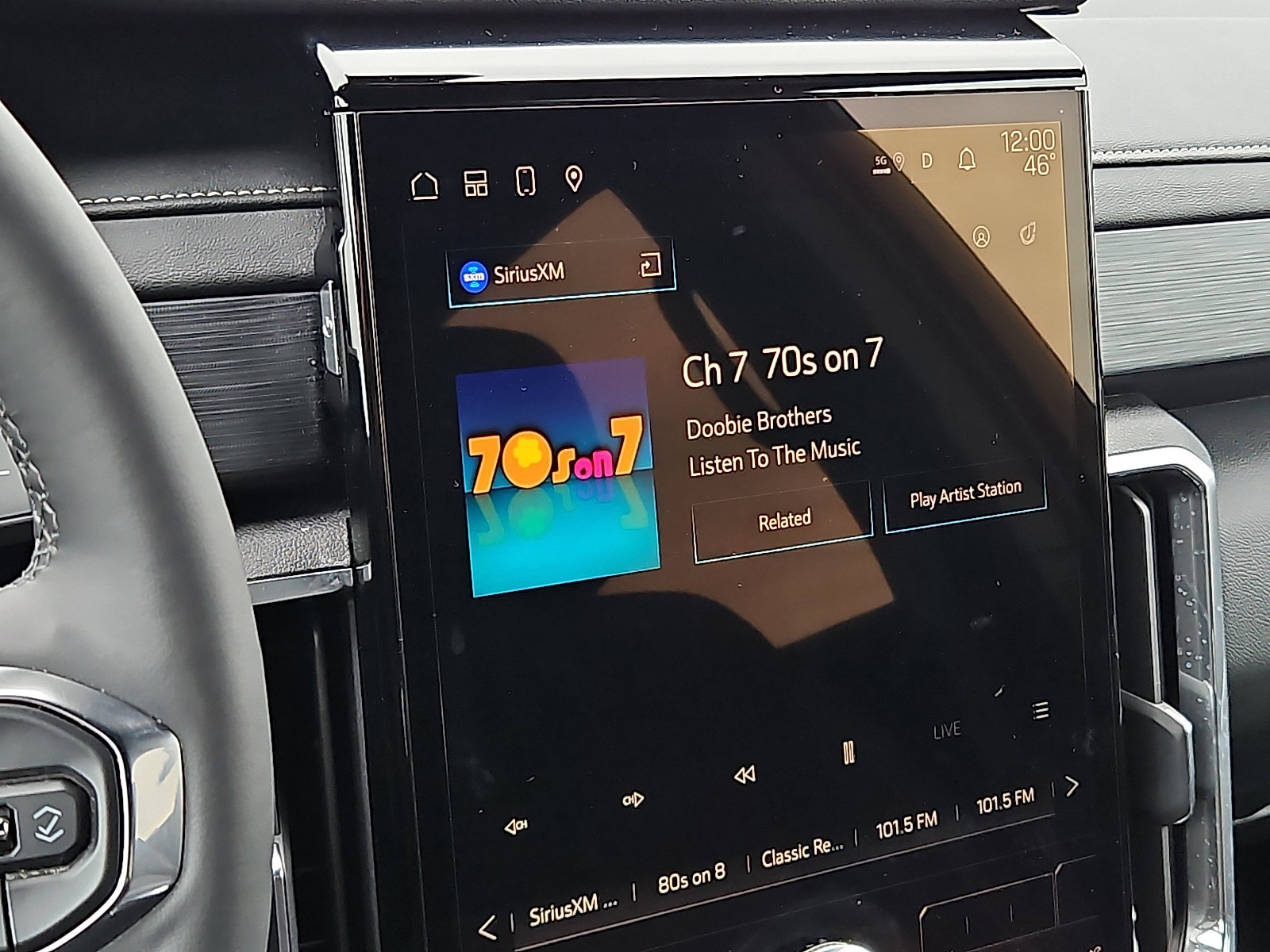 Certified 2025 GMC Acadia Elevation image 17