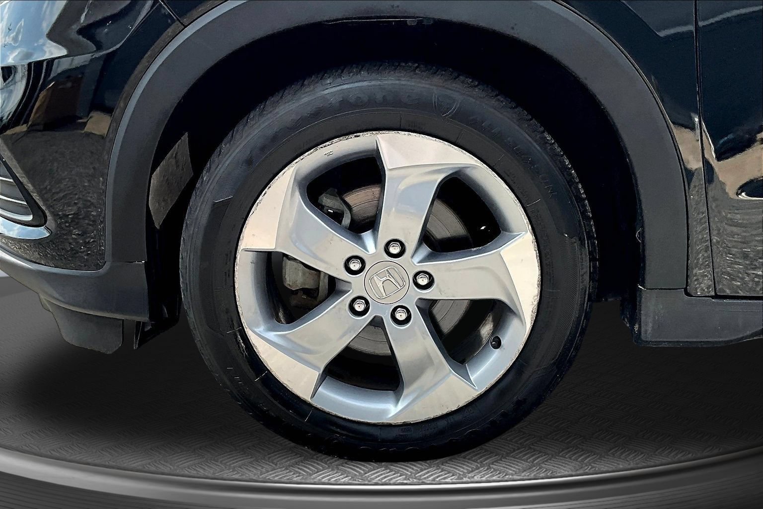 Used 2020 Honda HR-V LX image 28