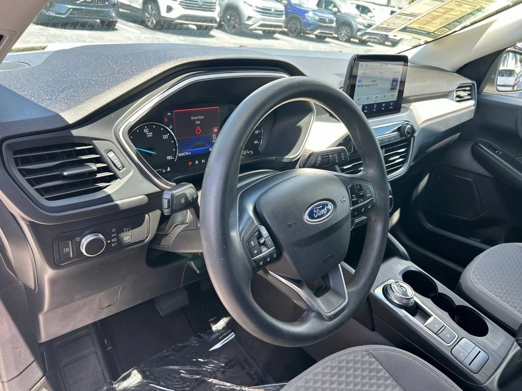 Used 2022 Ford Escape SE w/ SE Sport Appearance Package FWD image 21