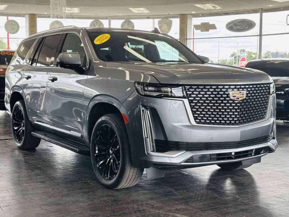 Used 2022 Cadillac Escalade Luxury AWD/4WD image 4