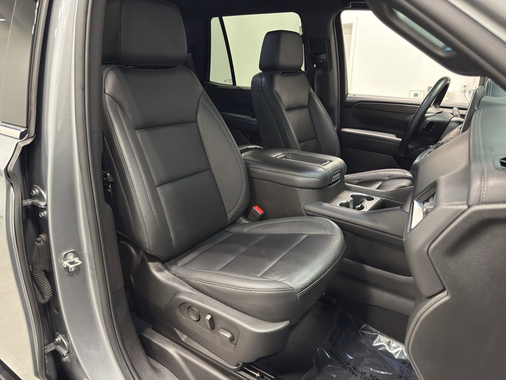 Used 2024 Chevrolet Tahoe LT image 33