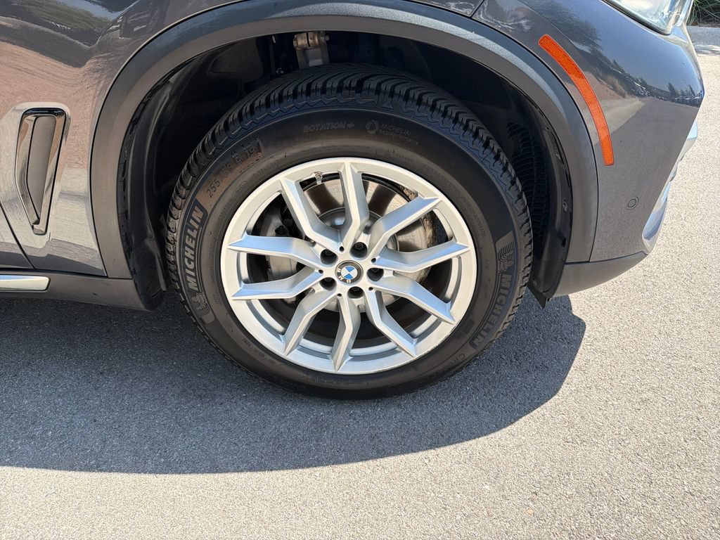 Used 2019 BMW X5 xDrive40i AWD/4WD image 17