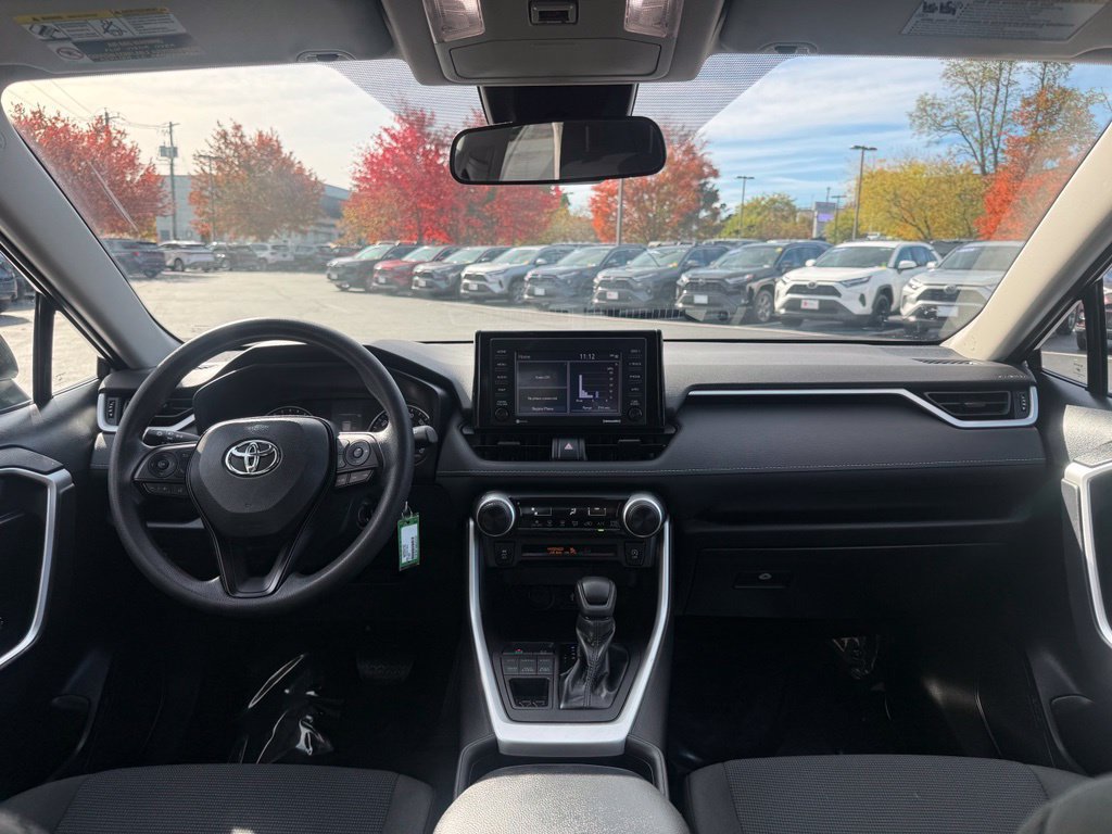 Used 2022 Toyota RAV4 LE AWD/4WD image 20