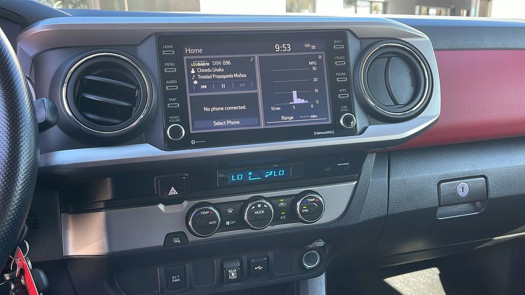 Used 2022 Toyota Tacoma SR5 image 18