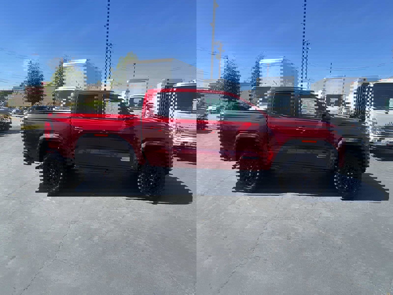 New 2026 GMC Canyon Elevation image 4