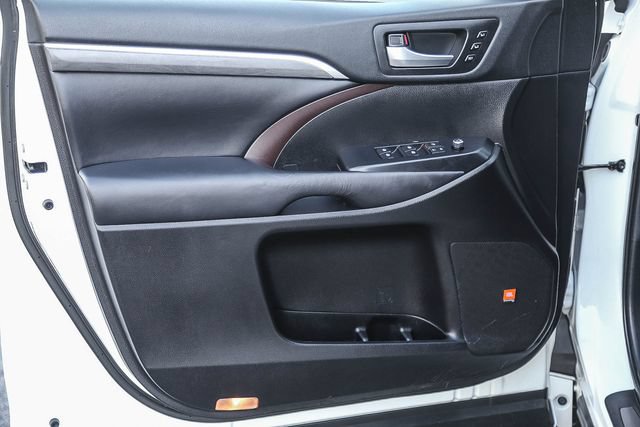 Used 2019 Toyota Highlander Limited AWD/4WD image 24