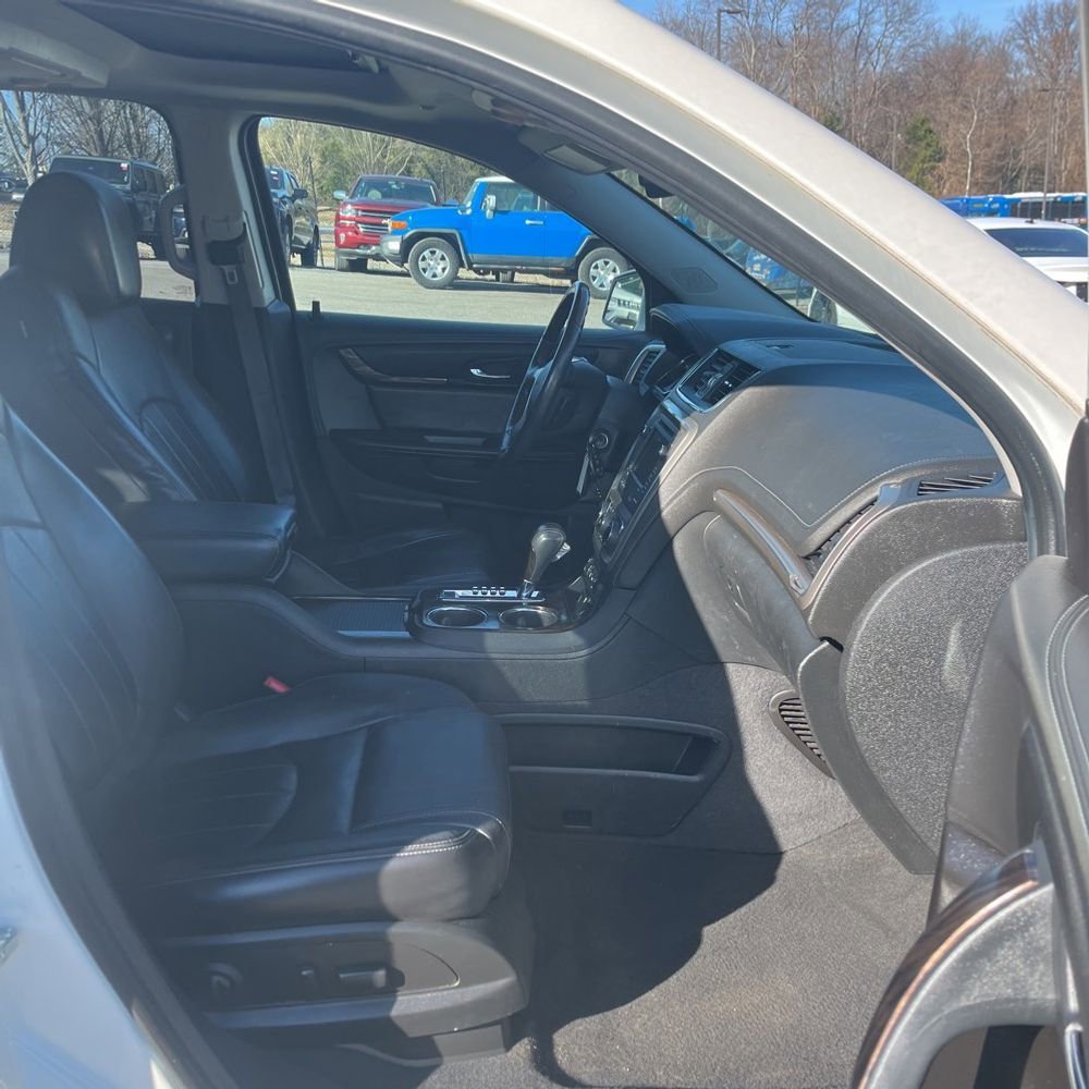 Used 2015 GMC Acadia Denali image 6