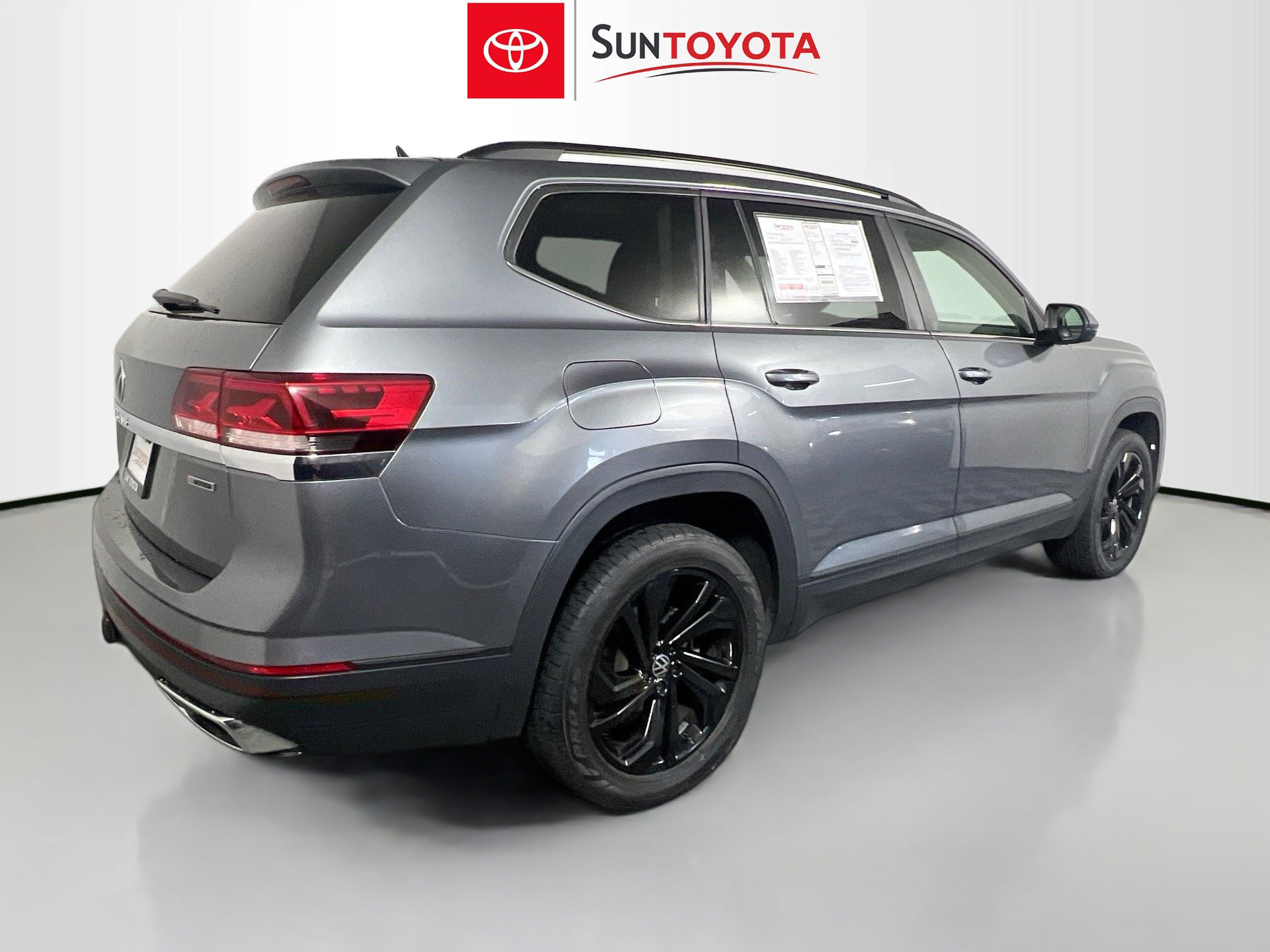 Used 2022 Volkswagen Atlas SE image 4