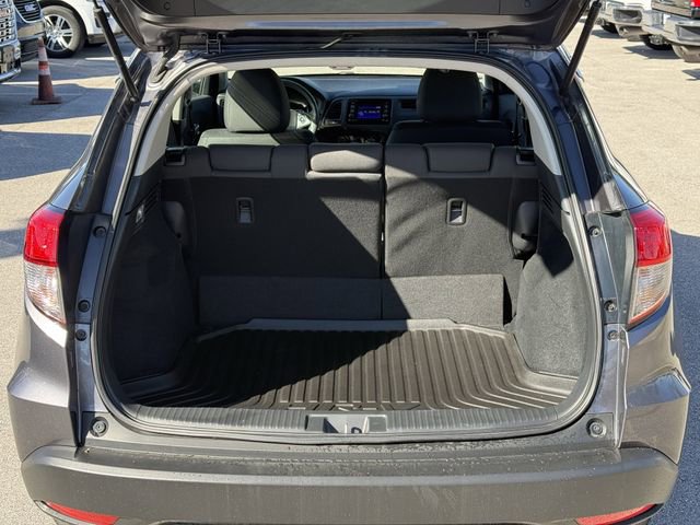 Used 2020 Honda HR-V LX image 12