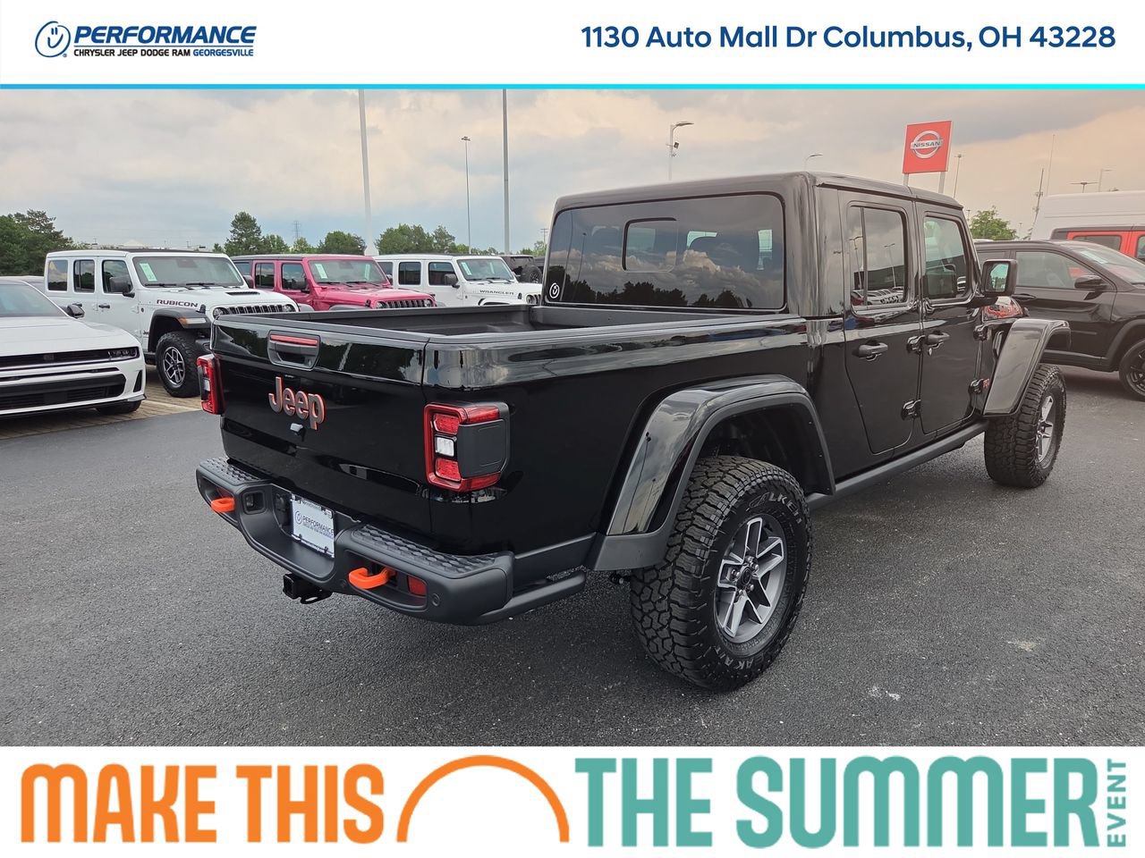 New 2026 Jeep Gladiator Mojave w/ Steel Bumper Group AWD/4WD image 8