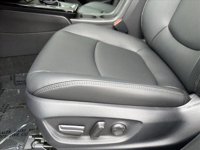 New 2026 Toyota Corolla Cross XLE w/ Convenience Package image 12