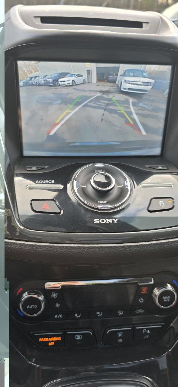 Used 2016 Ford Escape Titanium w/ Equipment Group 301A image 23