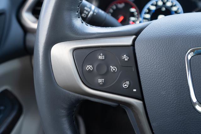 Used 2022 GMC Acadia Denali w/ Denali Ultimate Package image 17