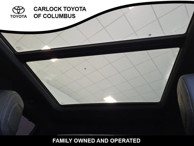 Used 2024 Toyota Tundra Platinum AWD/4WD image 13
