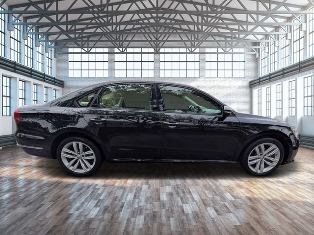 Used 2019 Volkswagen Passat 2.0T Wolfsburg FWD image 3