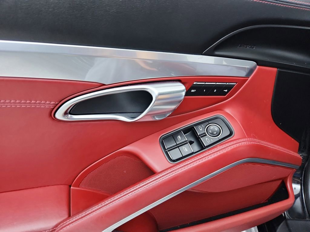 Used 2017 Porsche 911 Carrera 4S image 28