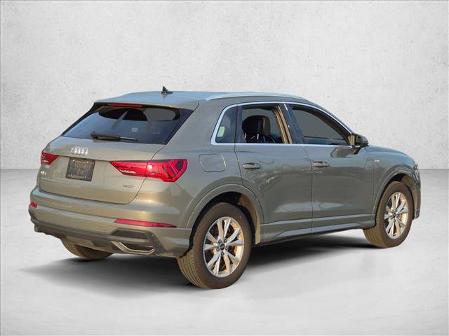 Certified 2023 Audi Q3 2.0T Premium w/ Convenience Package AWD/4WD image 5
