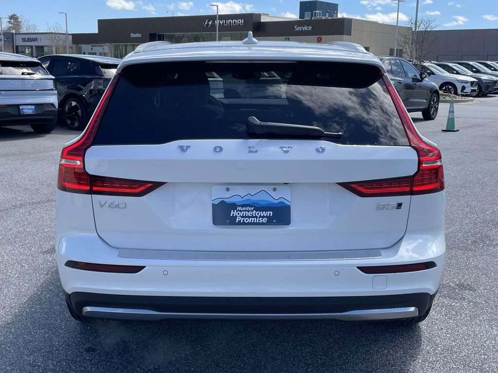 New 2026 Volvo V60 B5 Cross Country Plus w/ Protection Package Premier AWD/4WD image 27