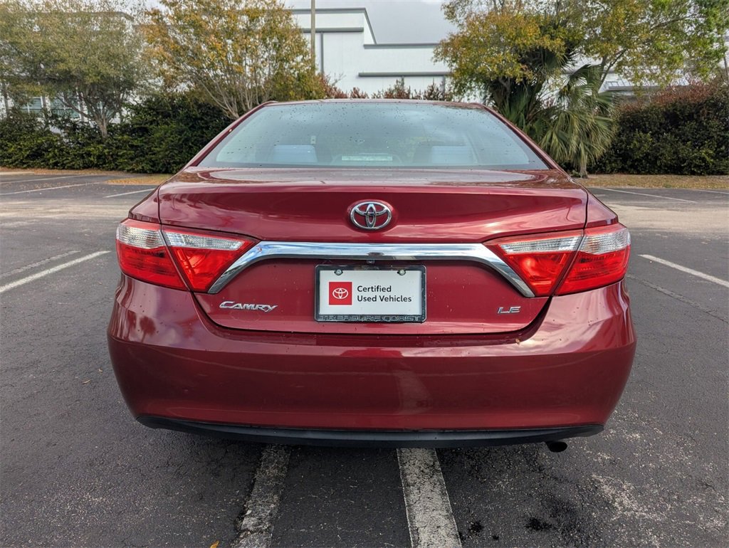 Certified 2017 Toyota Camry LE image 10