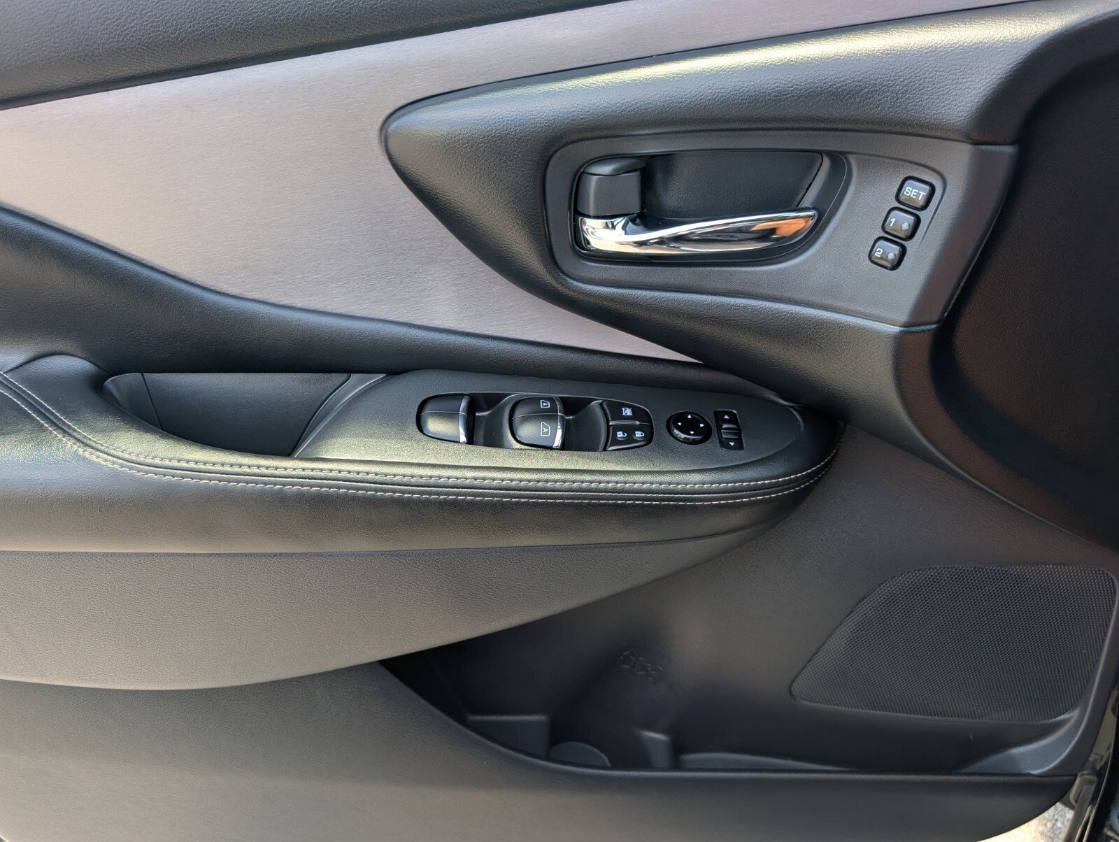 Certified 2024 Nissan Murano SL FWD image 35