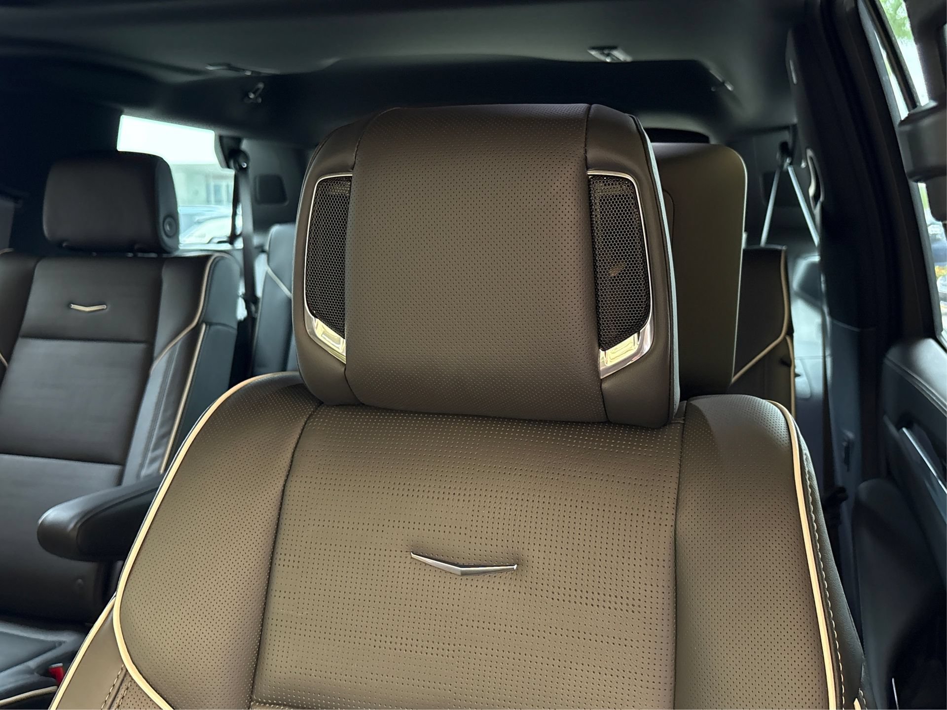 New 2026 Cadillac Escalade Sport w/ Touring Package AWD/4WD image 32