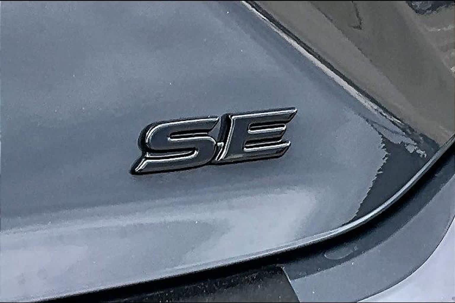 New 2026 Toyota Camry SE FWD image 15