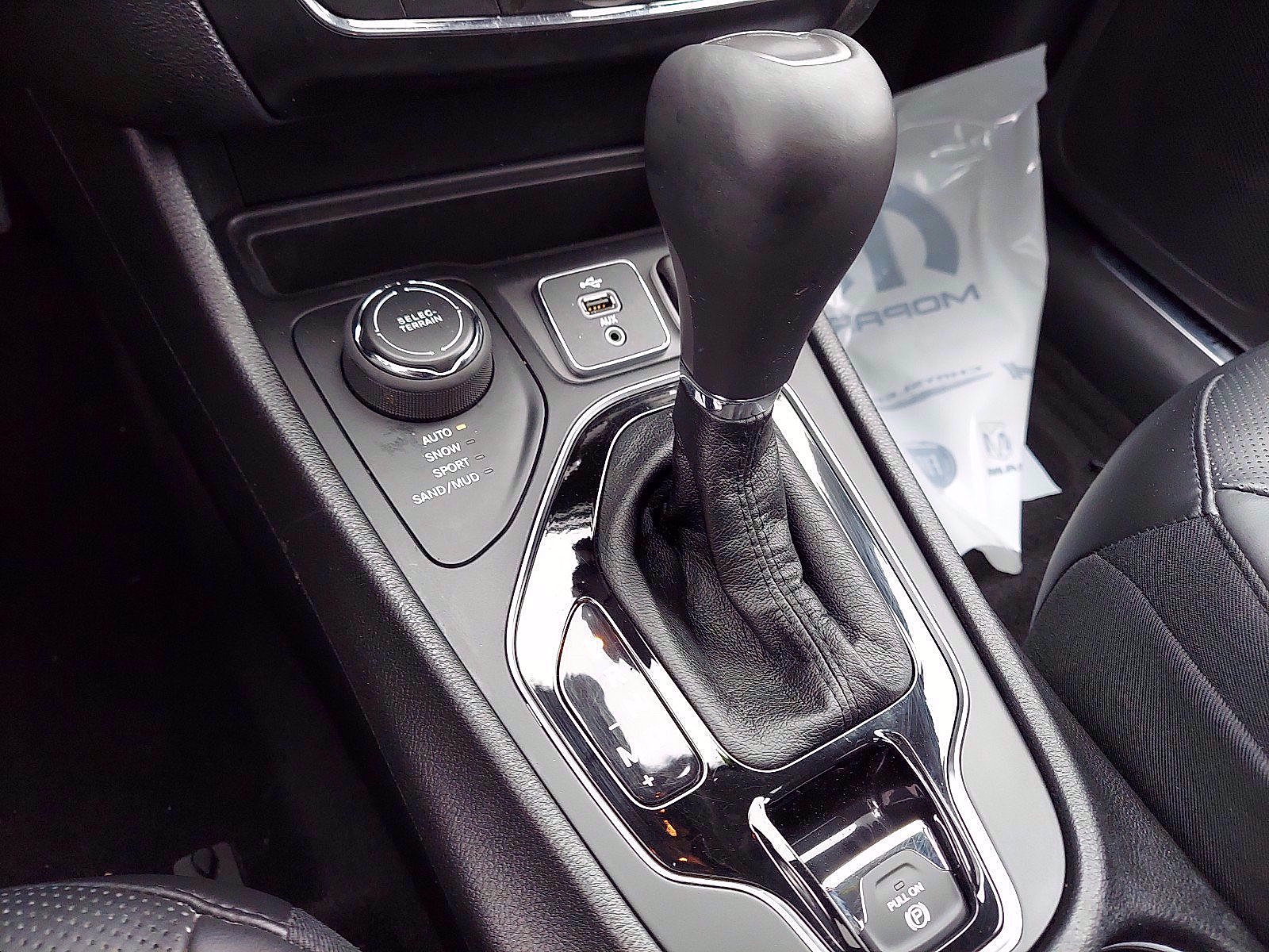 Certified 2019 Jeep Cherokee Limited image 16