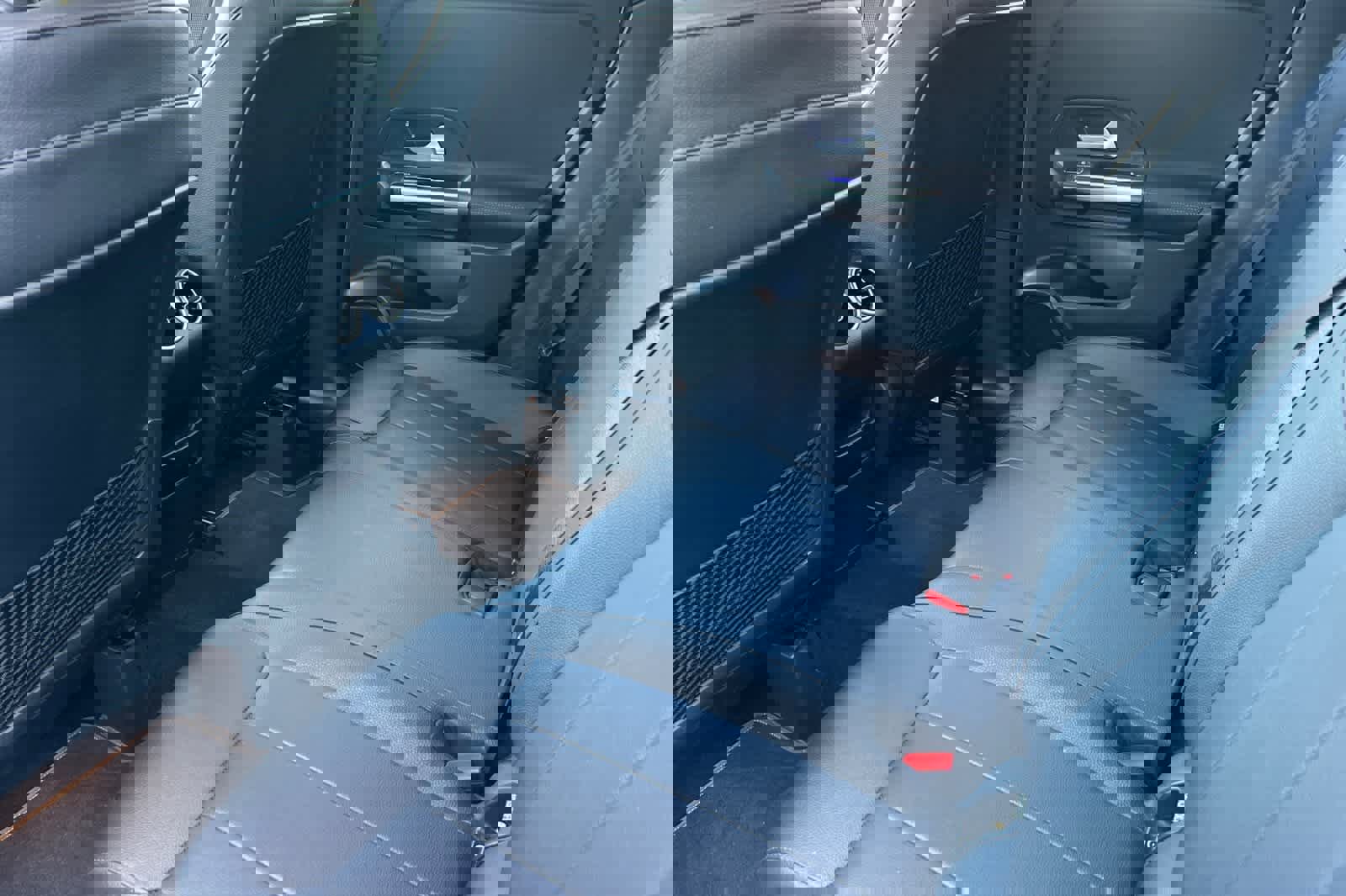 Used 2021 Mercedes-Benz GLA 250 4MATIC image 5