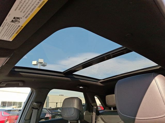 Certified 2022 Cadillac XT5 Premium Luxury image 17