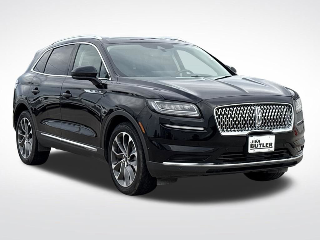 Used 2021 Lincoln Nautilus Reserve w/ Equipment Group 201A image 9