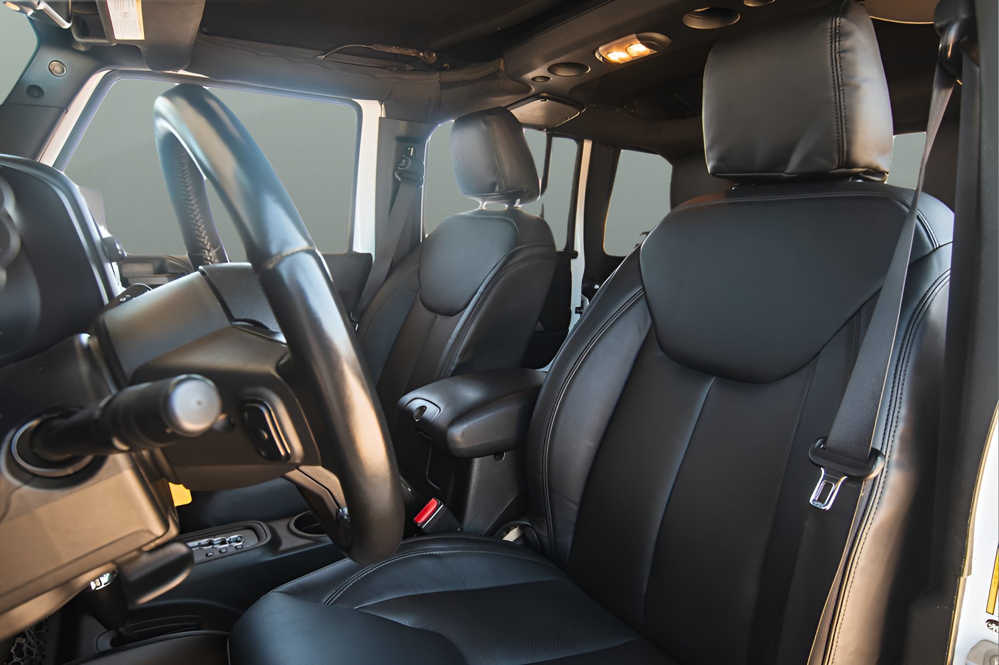 Used 2018 Jeep Wrangler Unlimited Sport S AWD/4WD image 11