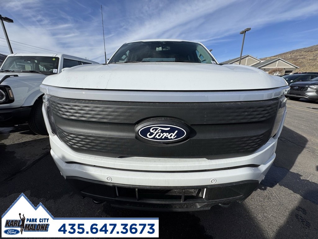 New 2025 Ford F150 Lightning Flash image 7