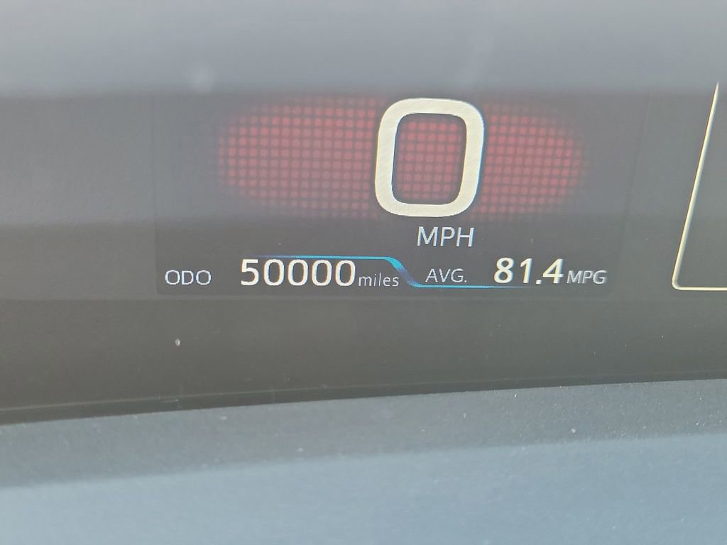 Used 2022 Toyota Prius Prime Limited image 30