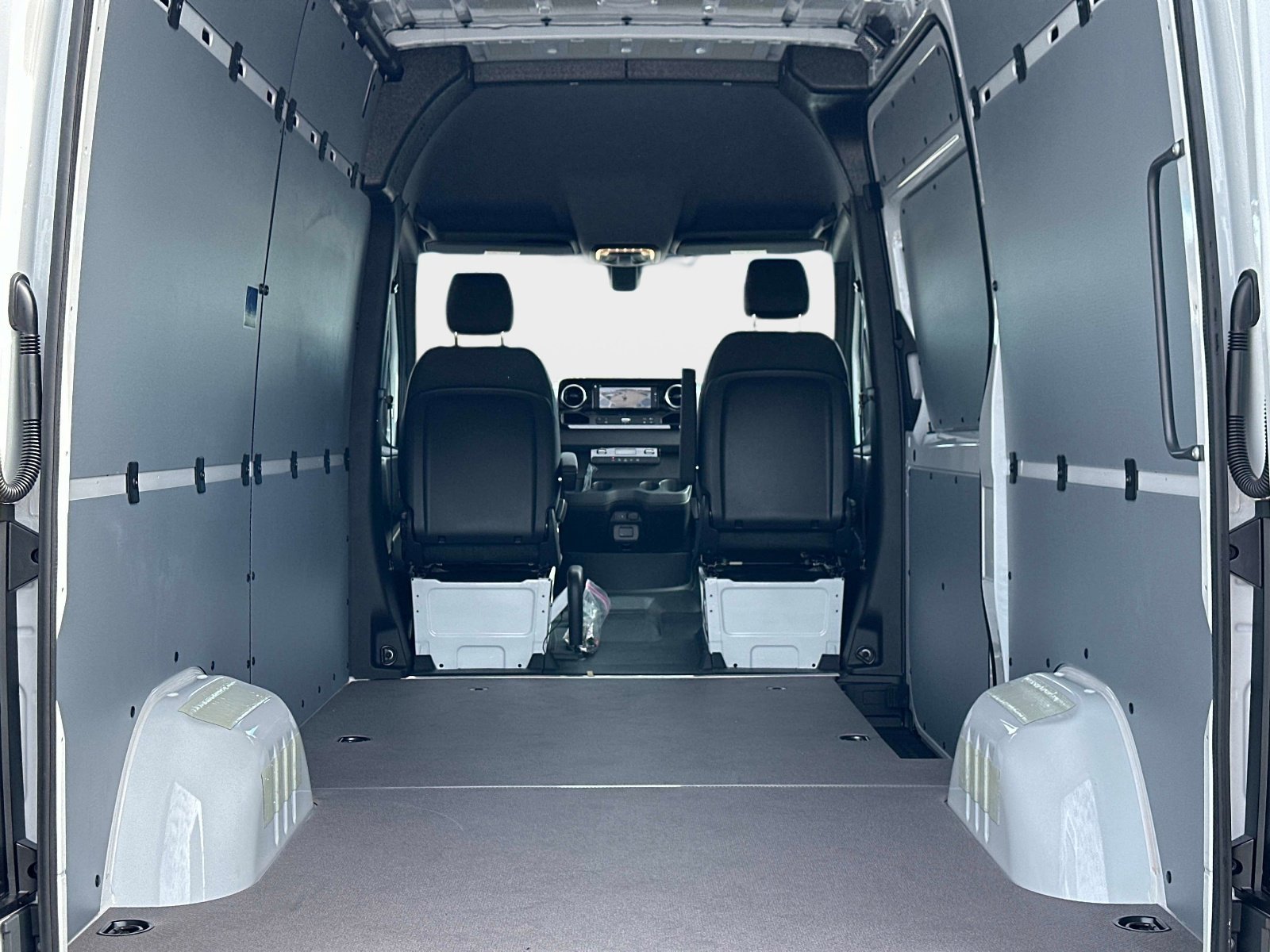 New 2026 Mercedes-Benz Sprinter 2500 image 10