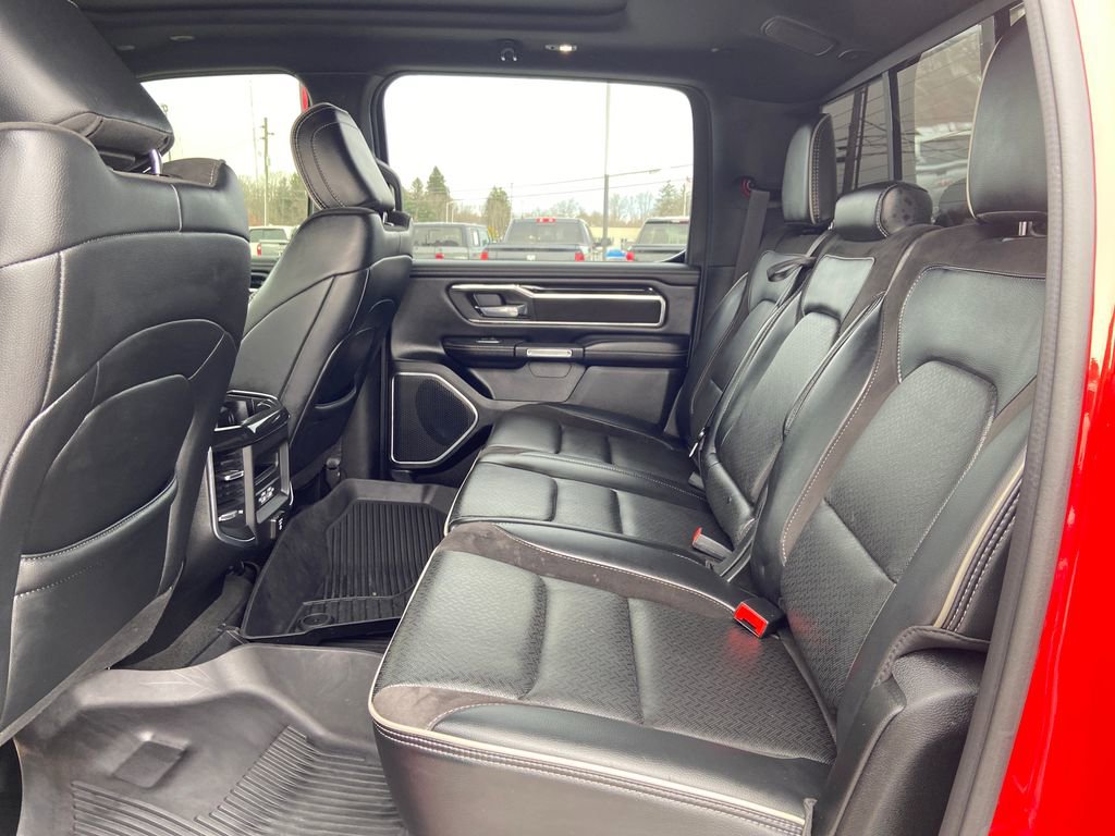 Used 2021 RAM 1500 Laramie w/ Sport Appearance Package image 17