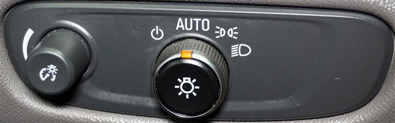 Used 2023 Chevrolet Malibu LT FWD image 27