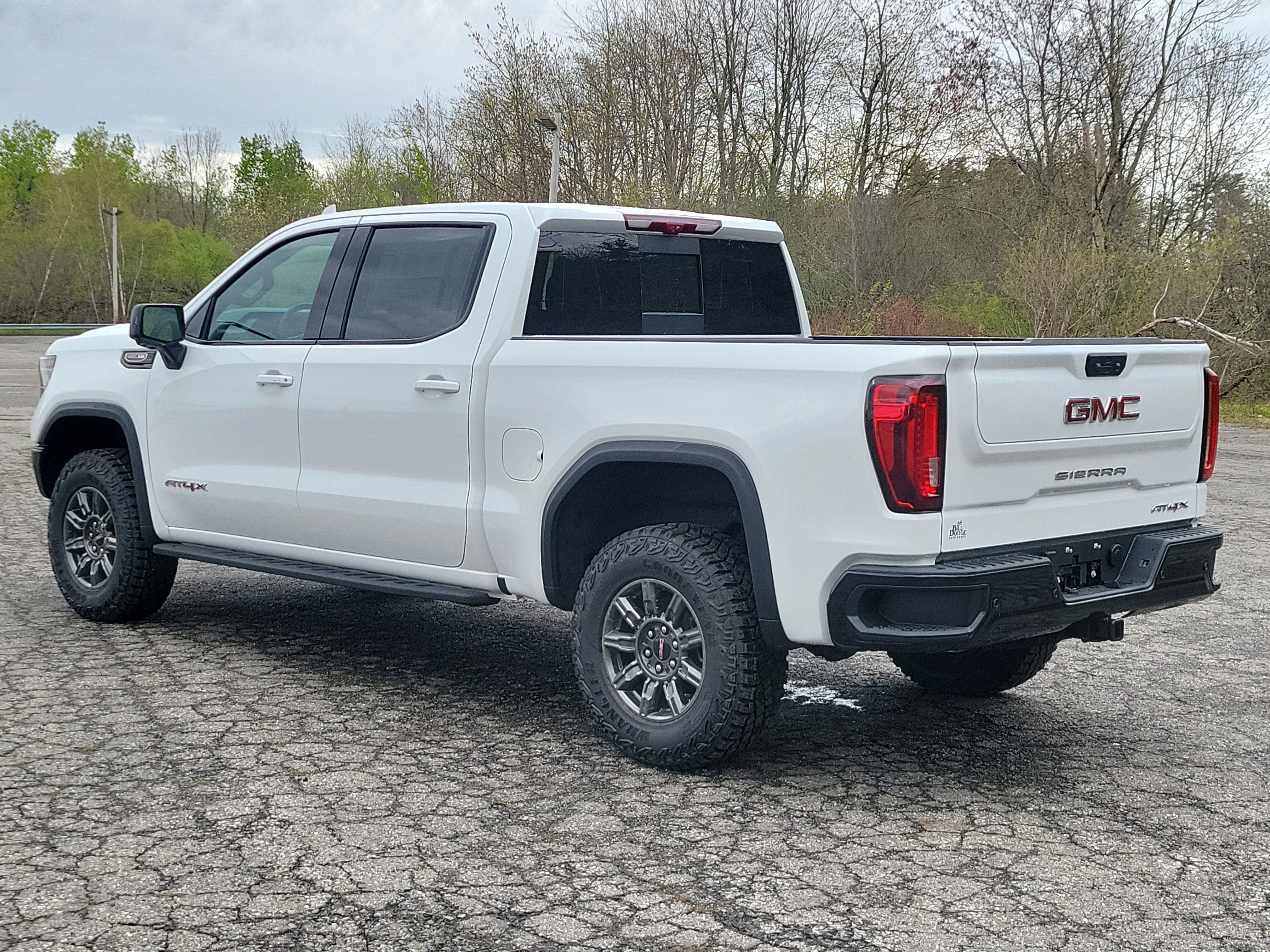 New 2026 GMC Sierra 1500 AT4X AWD/4WD image 5
