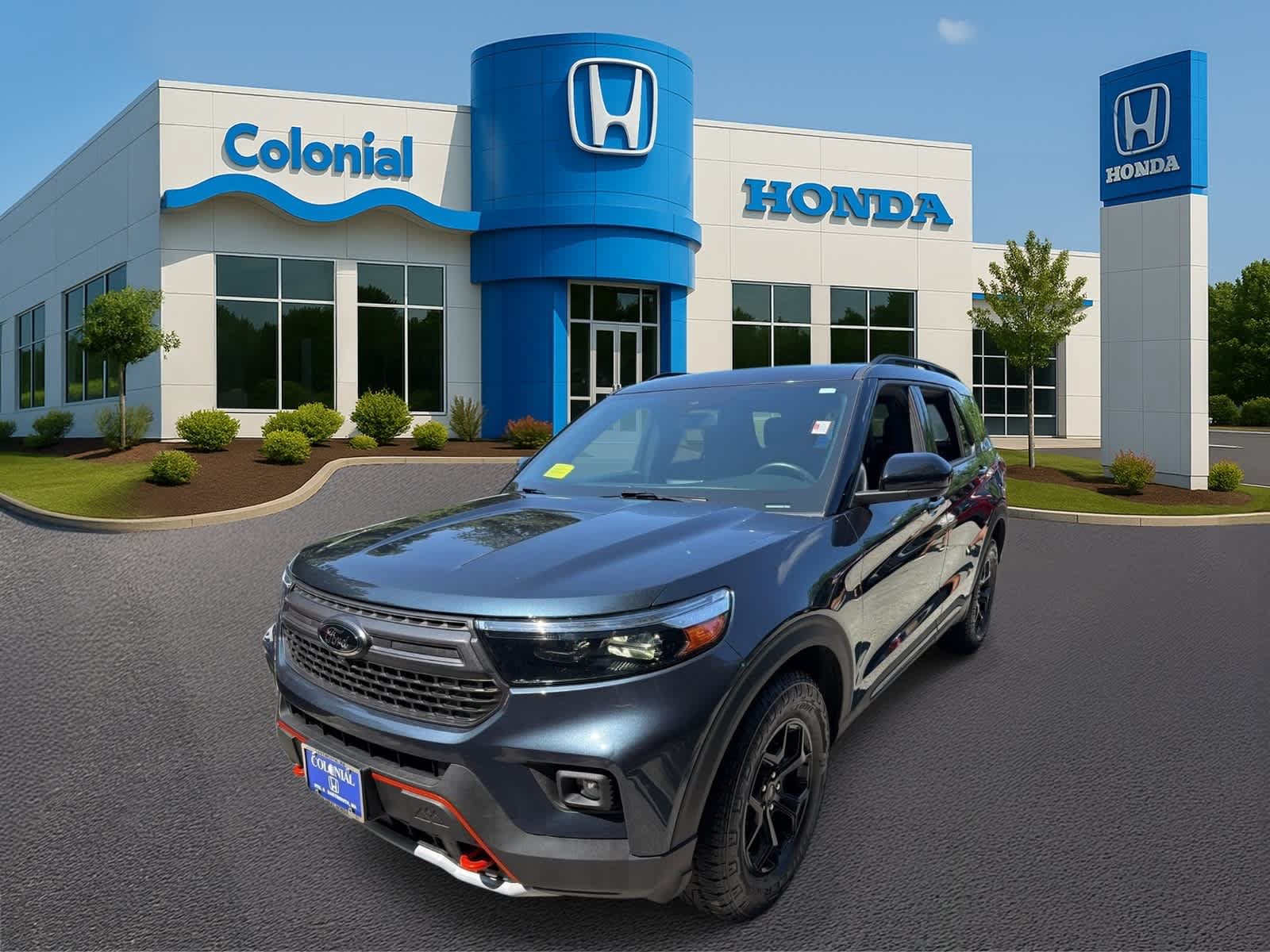 Used 2024 Ford Explorer Timberline w/ Timberline Technology Package AWD/4WD image 2
