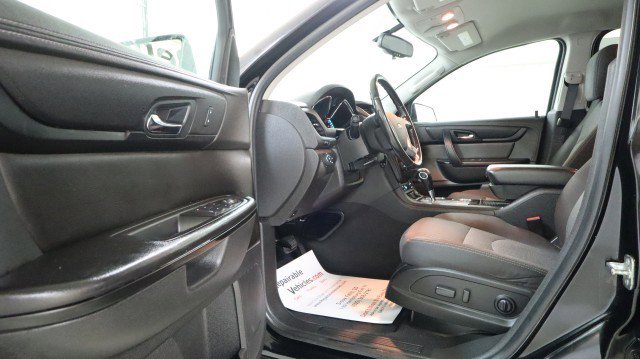Used 2017 Chevrolet Traverse LT AWD/4WD image 9