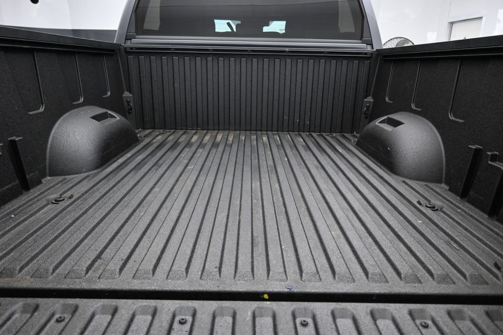 Used 2025 Toyota Tundra SR5 w/ SR5 Convenience Package AWD/4WD image 35