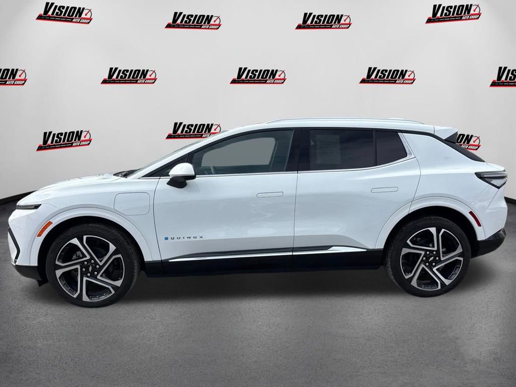 Used 2025 Chevrolet Equinox EV LT w/ Convenience Package II image 8