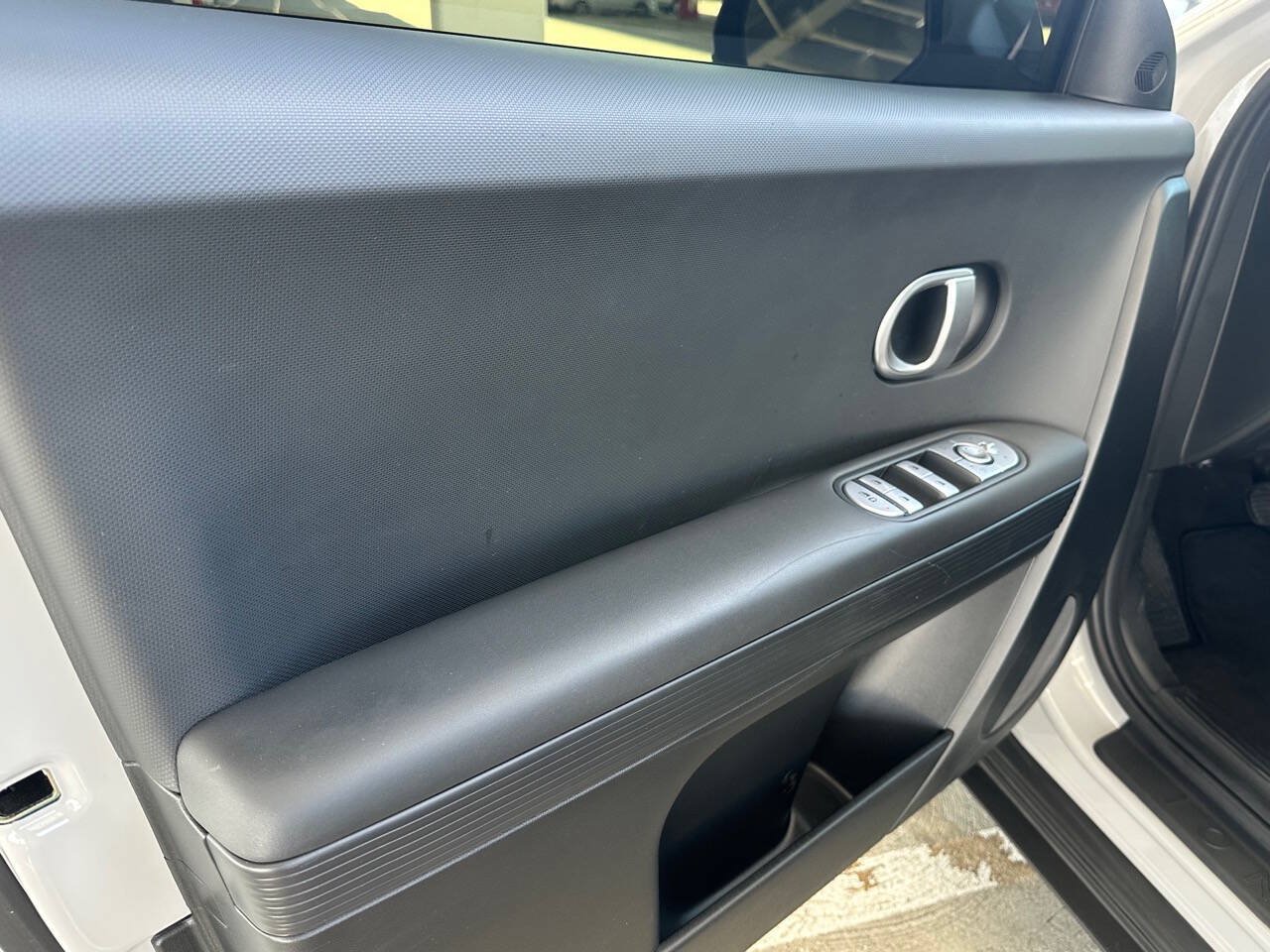 Used 2024 Hyundai Ioniq 5 SEL RWD image 12