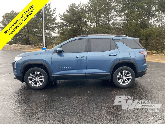 Used 2025 Chevrolet Equinox LT w/ Convenience Package II image 3