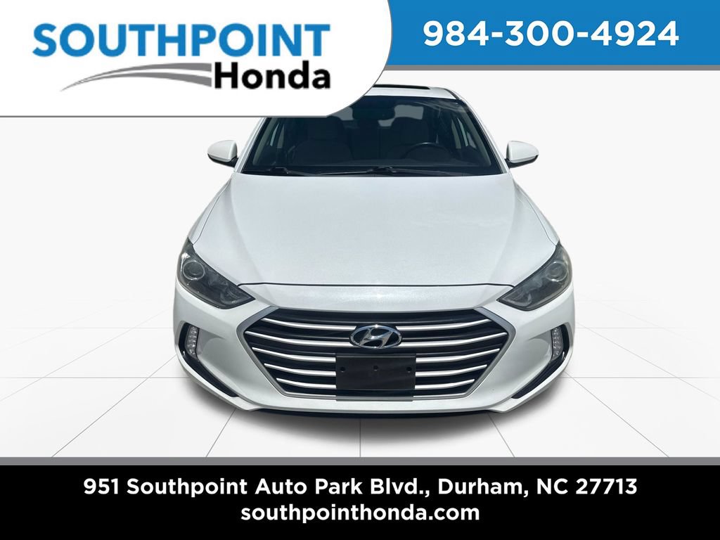 Used 2017 Hyundai Elantra Value Edition w/ Cargo Package FWD image 2