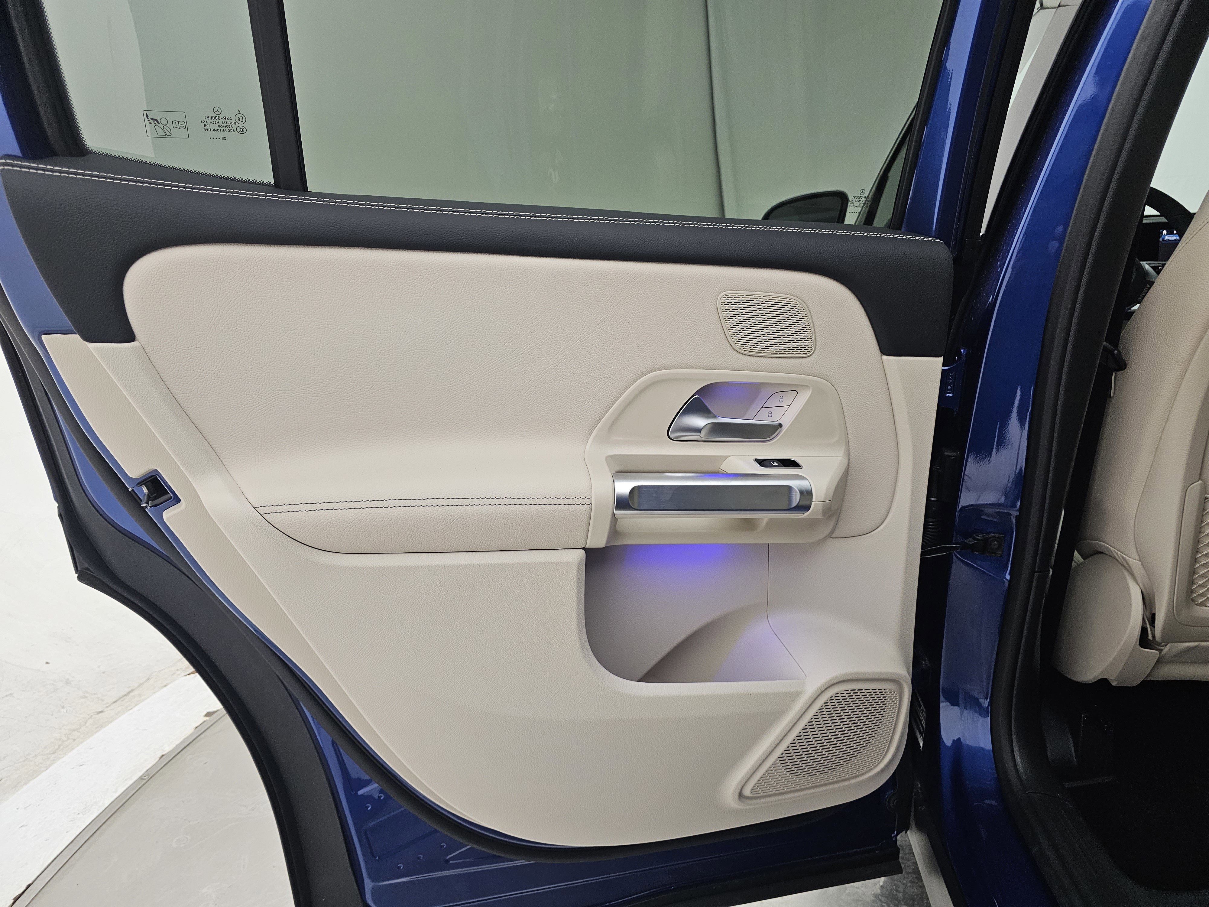 New 2026 Mercedes-Benz GLB 250 4MATIC image 25