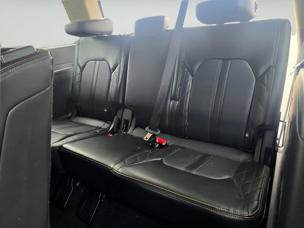 Used 2019 Ford Expedition Platinum AWD/4WD image 27