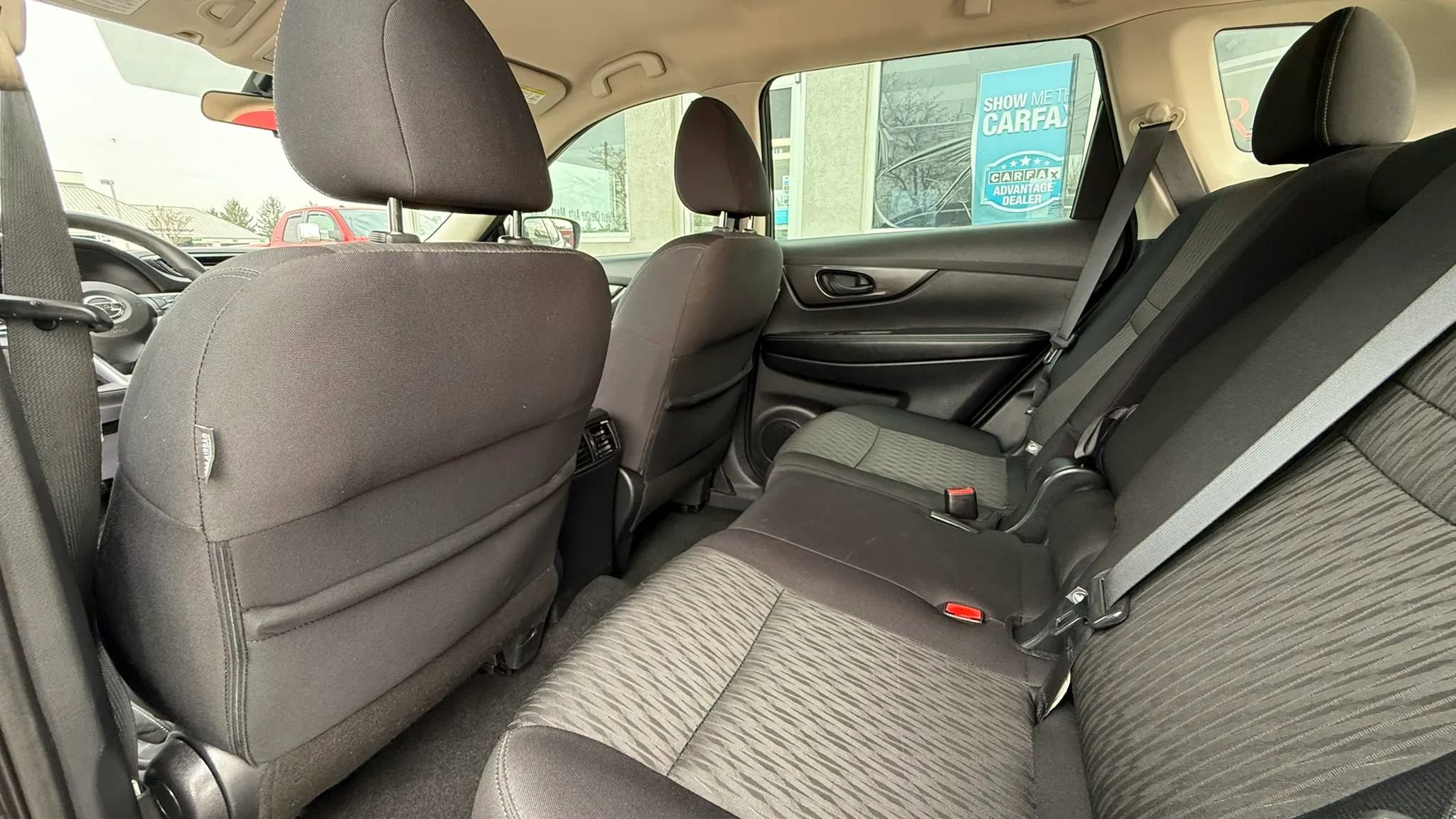 Used 2019 Nissan Rogue S image 10